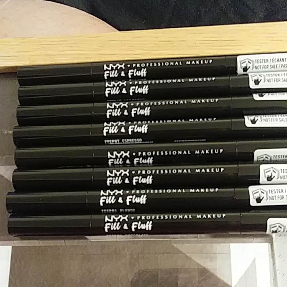 NYX Fill & Fluff